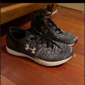 Under Armor Tennis Shoes